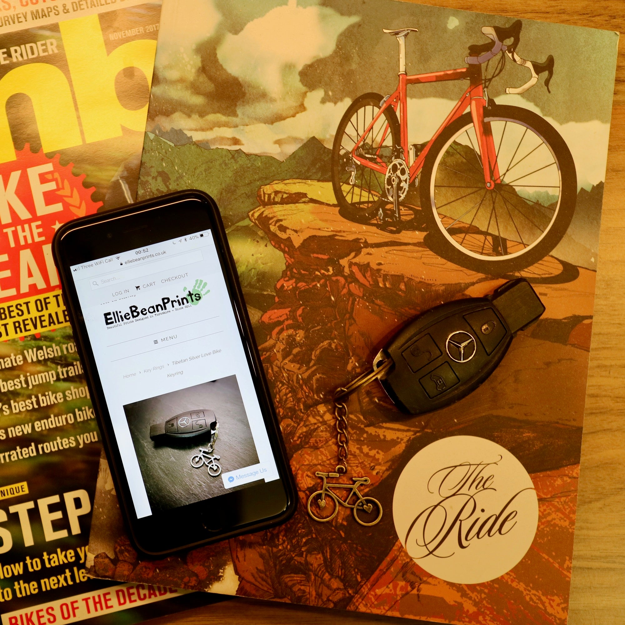 Vintage-Inspired Bronze Bicycle Keyring